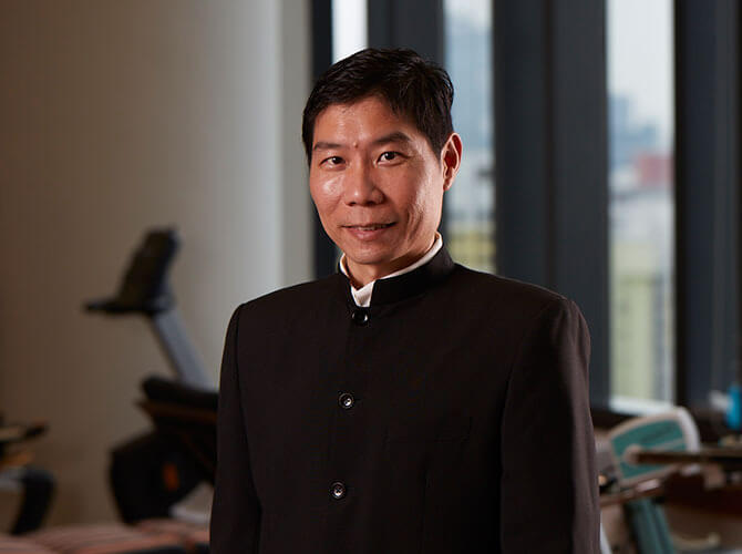Dr Mathew Cheng